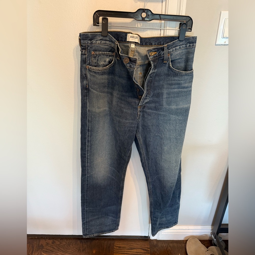 A GOLDE Men's Blue Jeans —- new unworn. Size 31. 90s fit